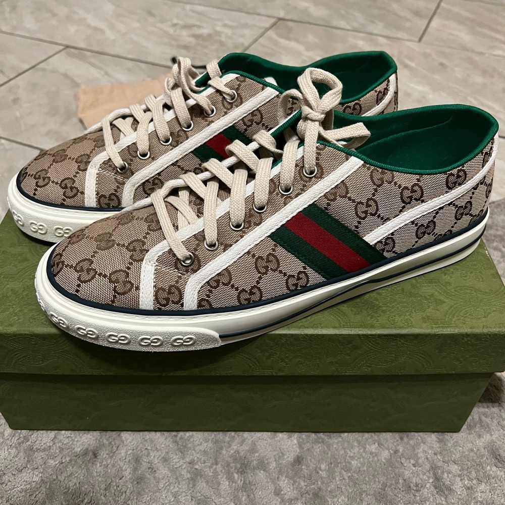 Gucci GG men’s authentic tennis 1977 sneakers size 11 great condition minor wear